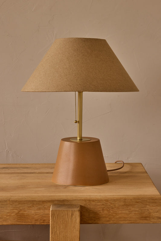 Noa Table Lamp - Chestnut