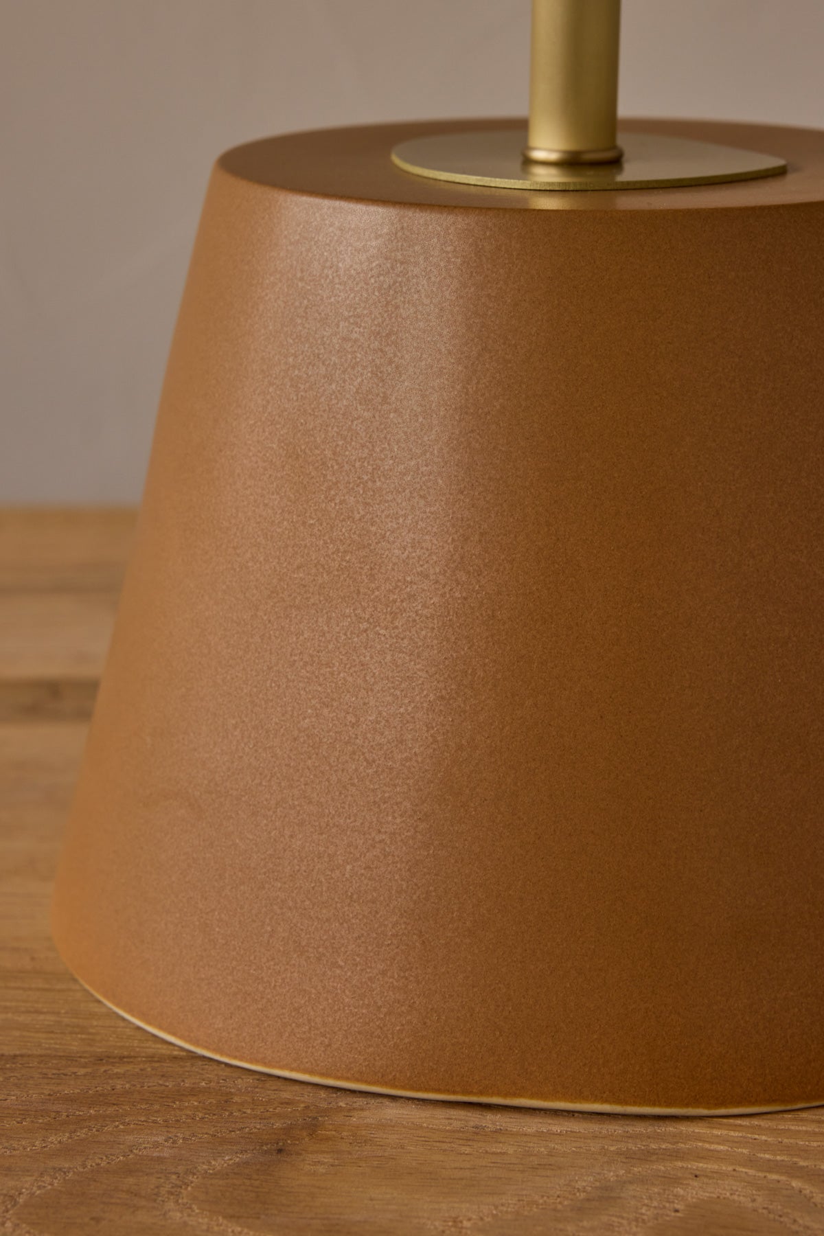Noa Table Lamp - Chestnut