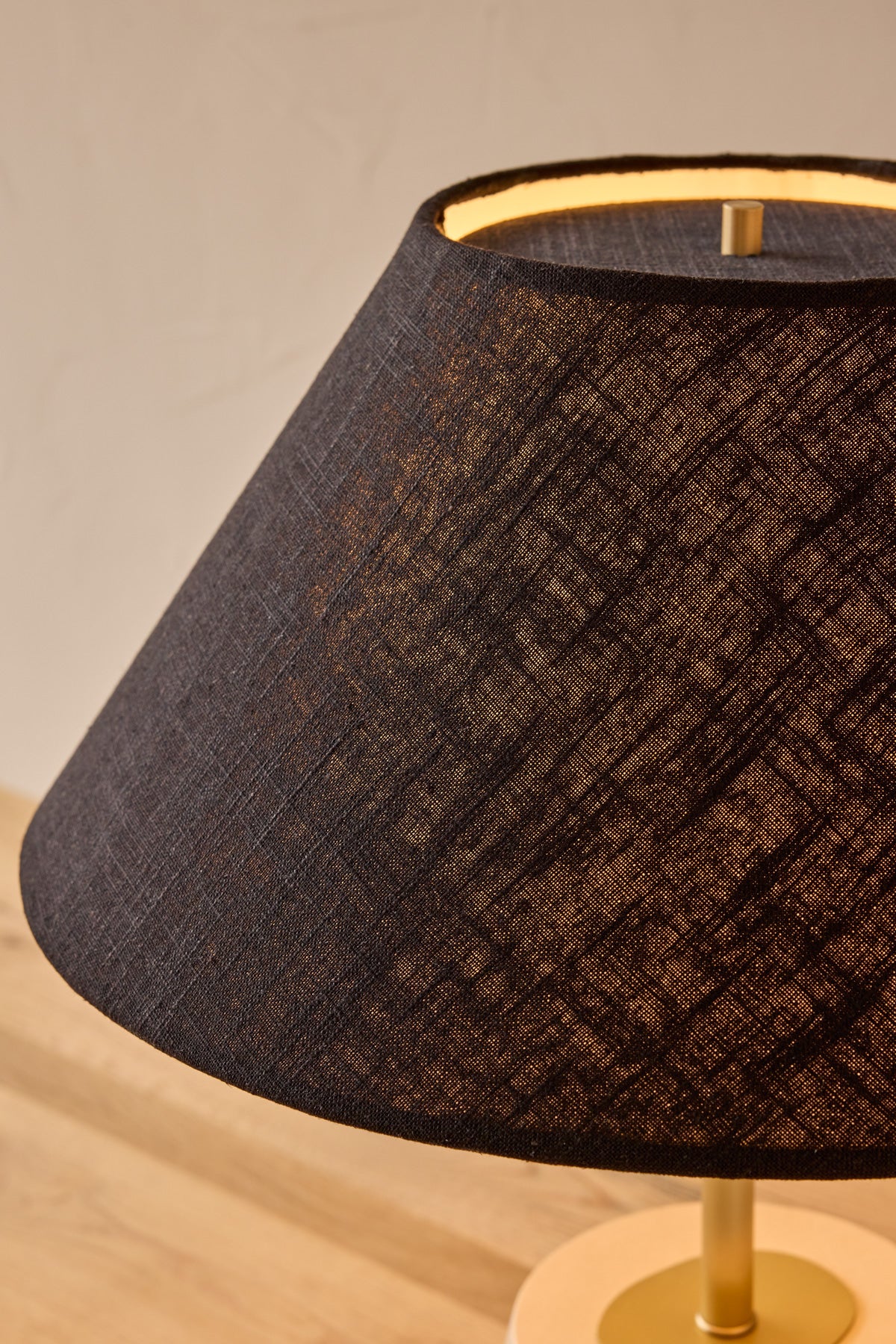 Noa Table Lamp - Dogwood