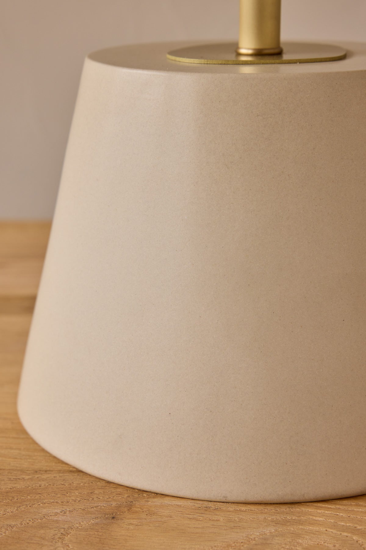 Noa Table Lamp - Dogwood