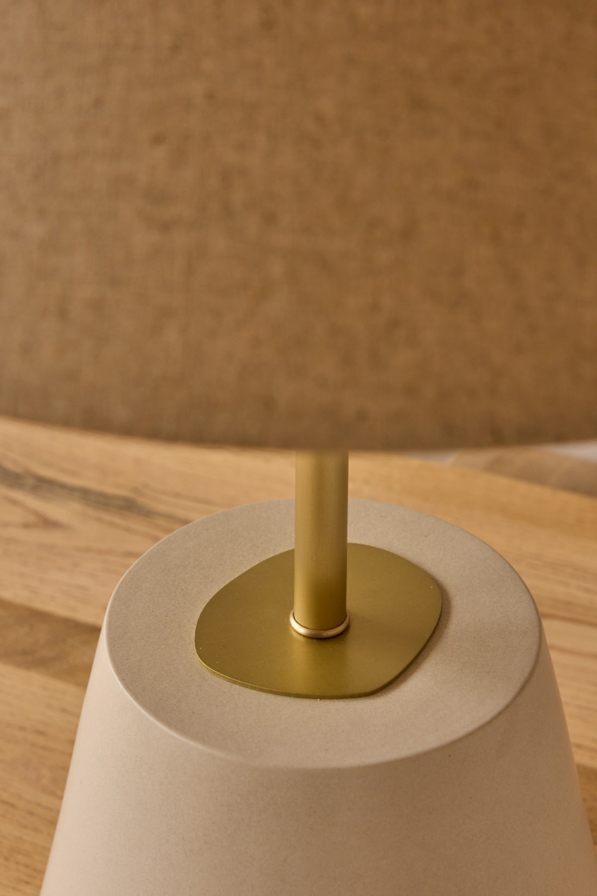 Noa Table Lamp - Dogwood