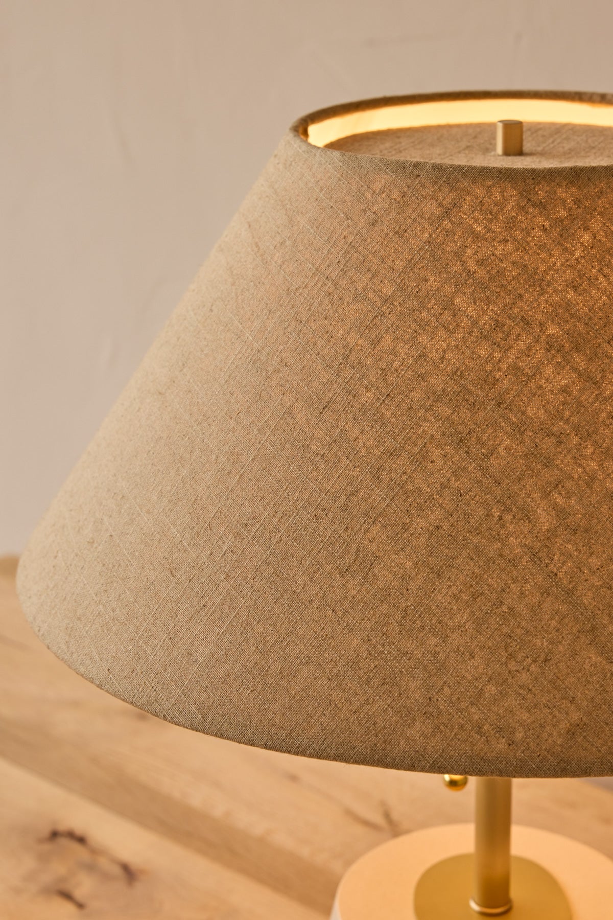 Noa Table Lamp - Dogwood
