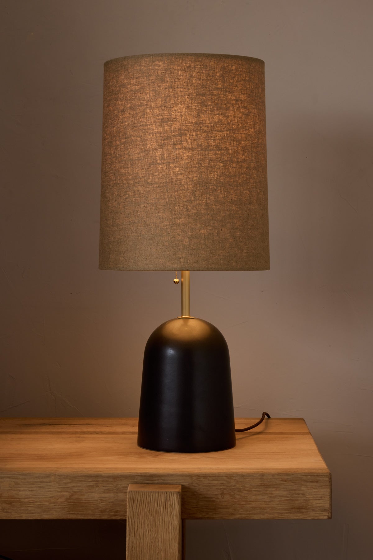 Willa Table Lamp - Ebony