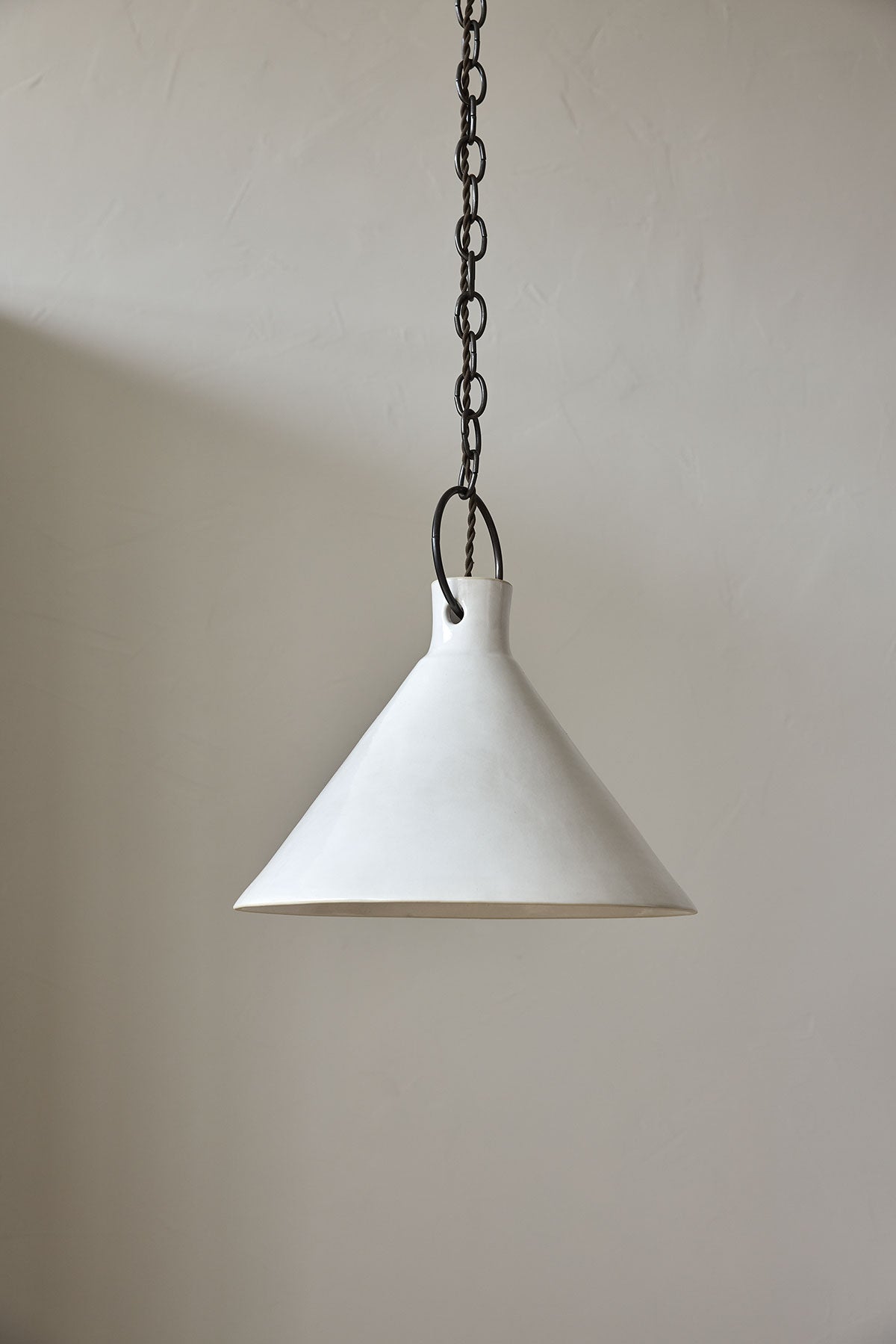 2XL Ceramic Funnel Pendant in Salt