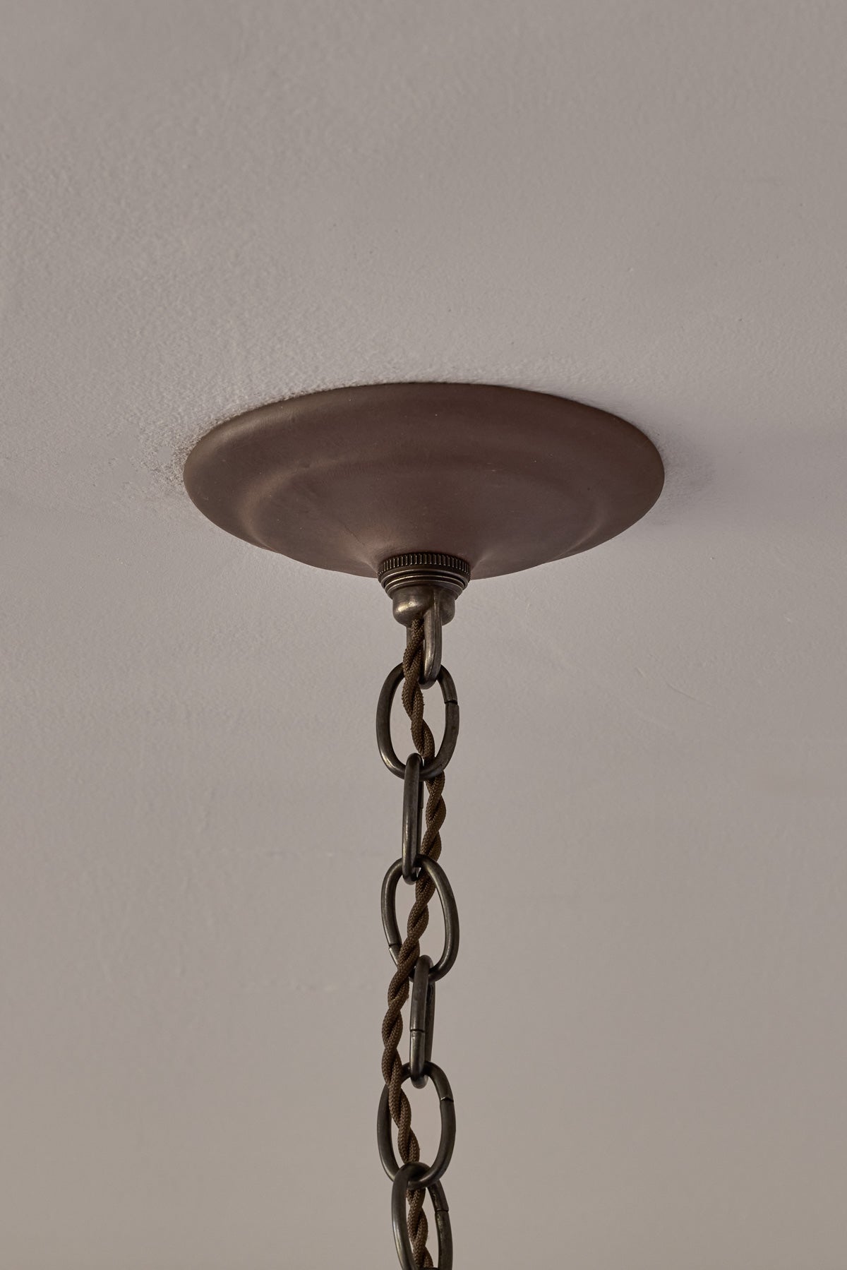 Single Ceramic Mud Canopy with No Stem