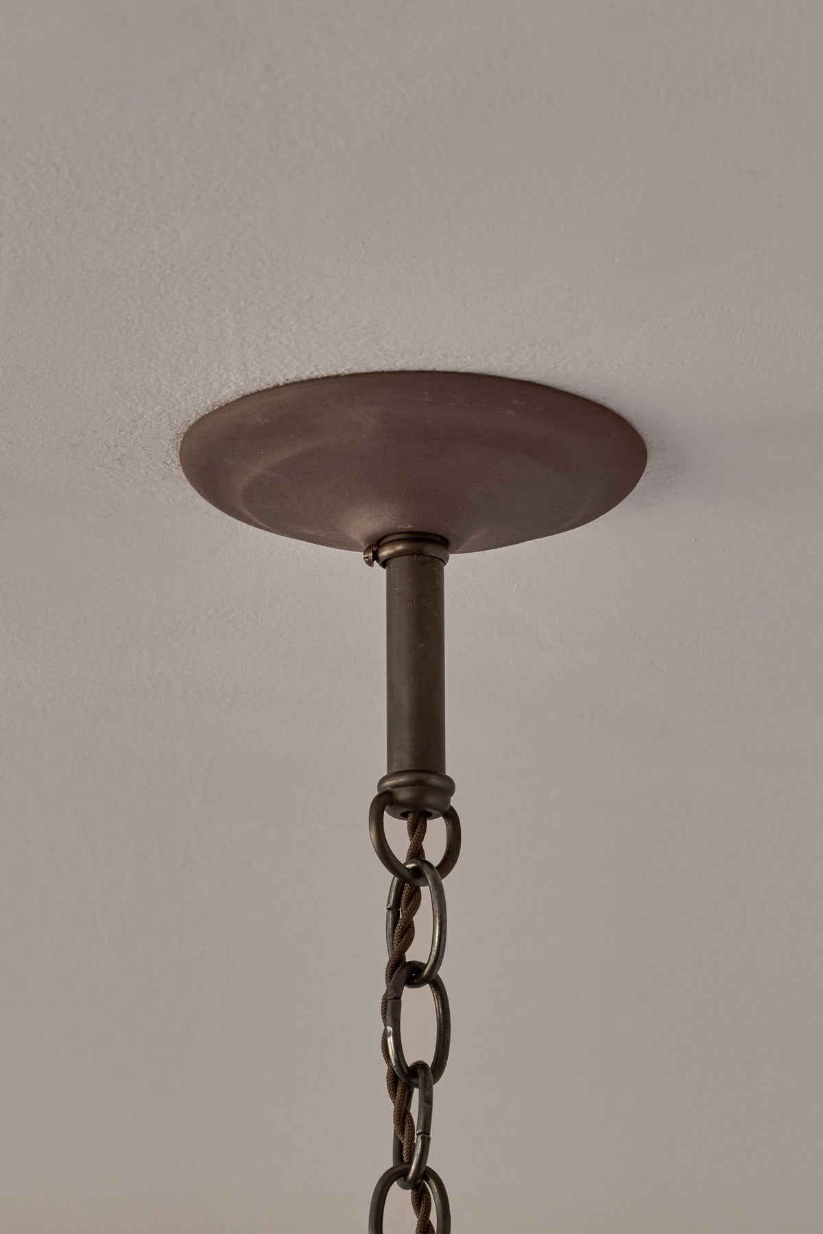 Ceramic Mud Canopy with Stem