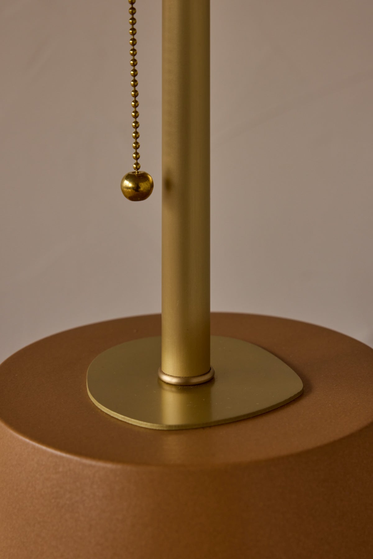 Noa Table Lamp - Chestnut