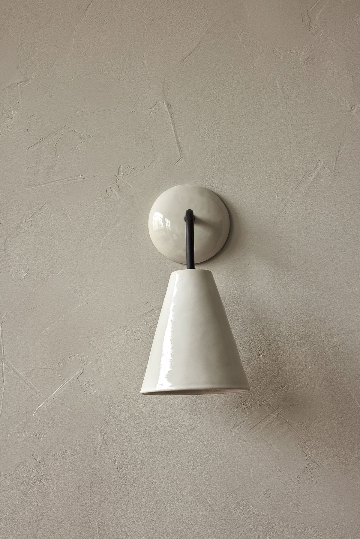 Simple Sconce in Salt