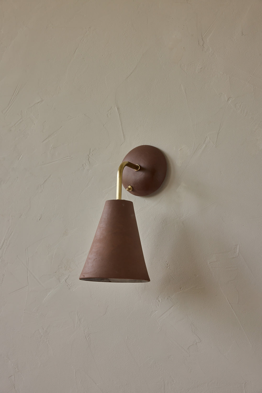 Simple Sconce in Mud