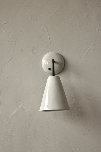 Simple Sconce in Salt