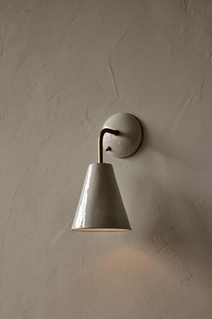 Simple Sconce in Salt